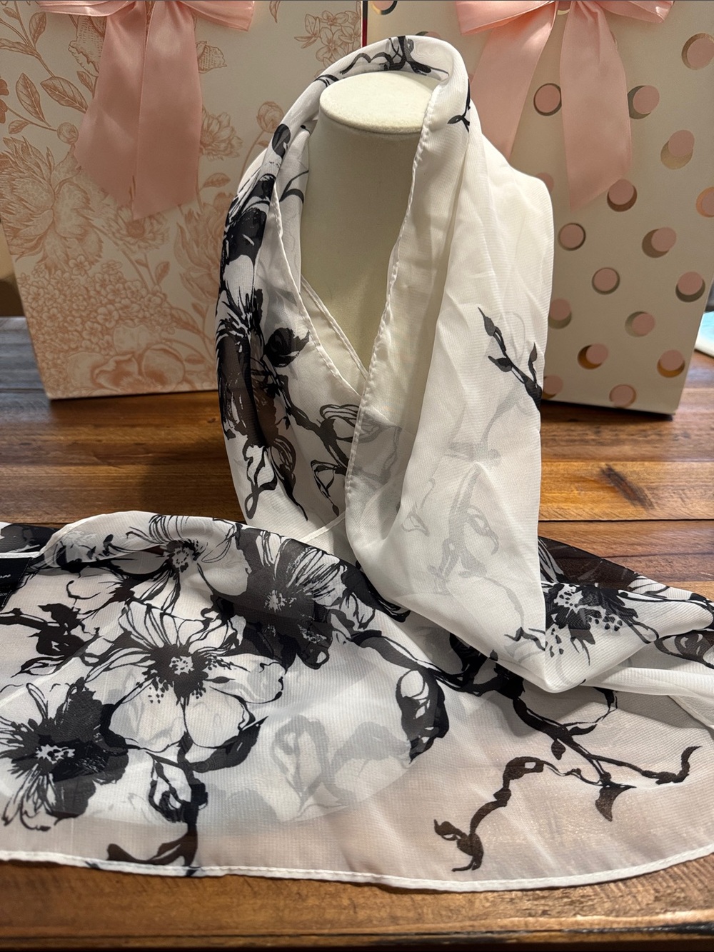 Cejon Black and White Floral Scarf